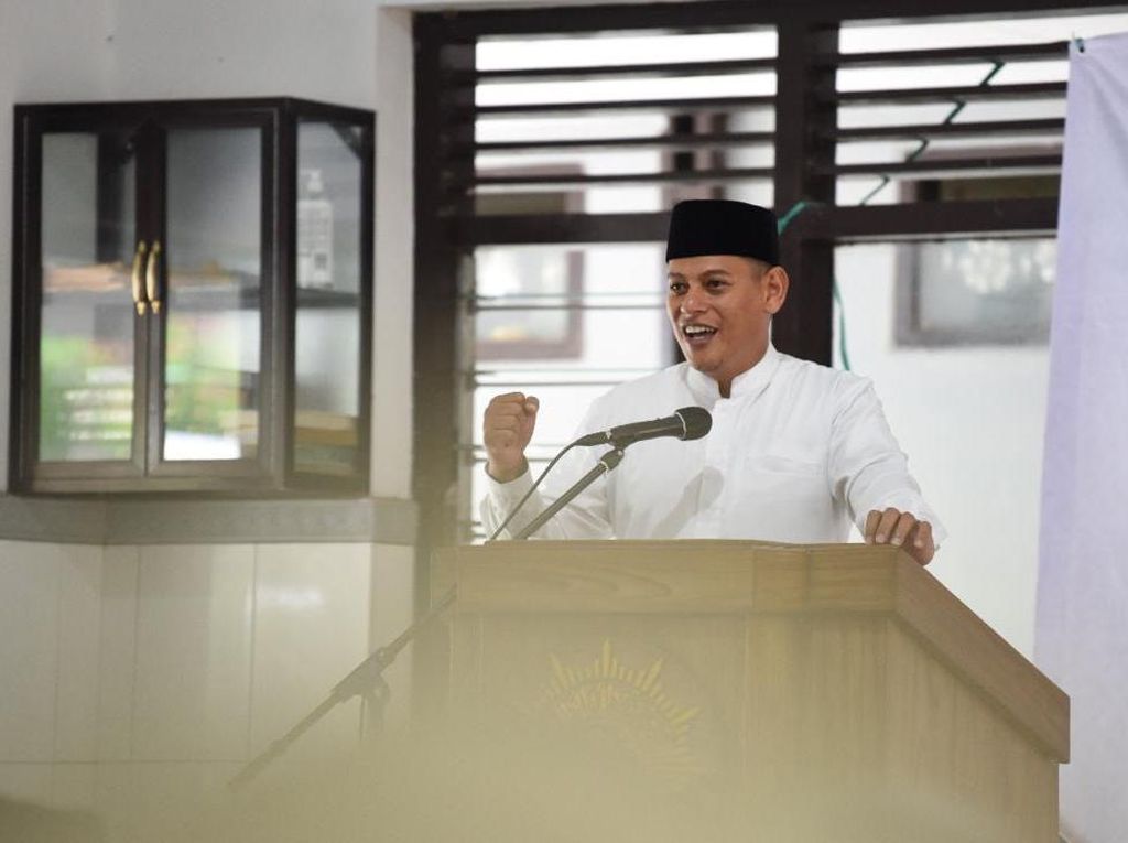 Kediri Disebut Kota Paling Bahagia di RI, Walkot: Gubernur Punya Datanya Kediri Disebut Kota Paling Bahagia di RI, Walkot: Gubernur Punya Datanya