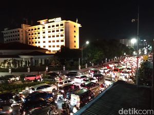 Libur Long Weekend, Malioboro Macet Lur!