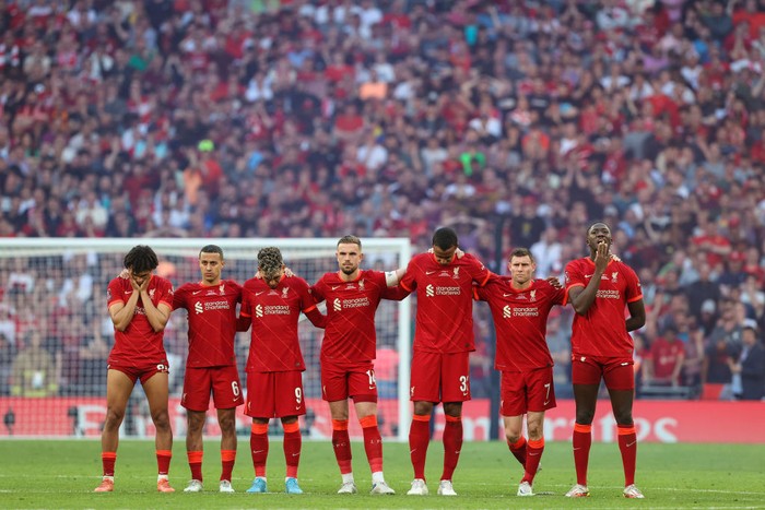 LONDON, ENGLAND - MAY 14: Trent Alexander-Arnold, Thiago, Roberto Firmino, Jordan Henderson, Joel Matip, James Milner and Ibrahima Konate of Liverpool look tense during the shoot-out during The FA Cup Final match between Chelsea and Liverpool at Wembley Stadium on May 14, 2022 in London, England. (Photo by Charlotte Wilson/Offside/Offside via Getty Images)