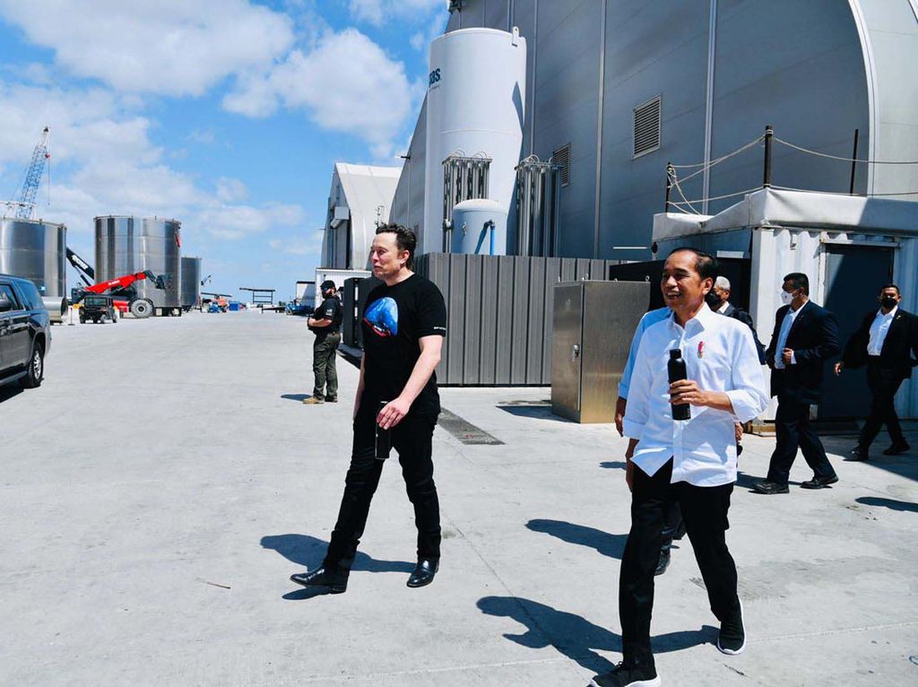 Bertemu di SpaceX, Anindya Bakrie Ajak Elon Musk Jadi Dewan Penasihat B20