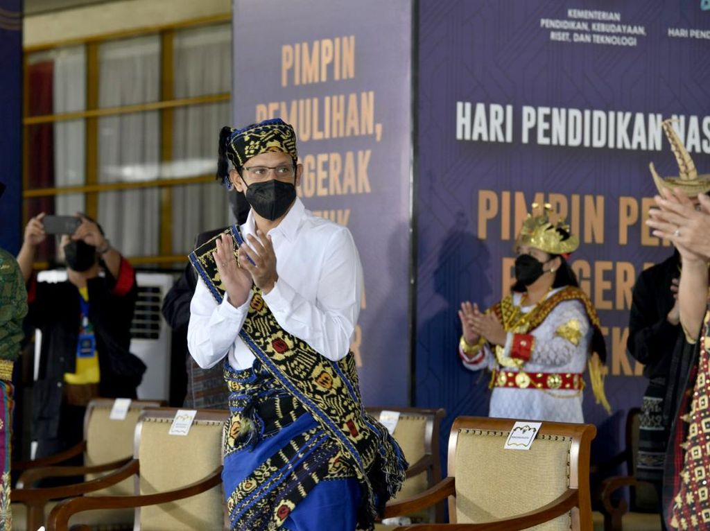 Potret Semangat Pemuda Memaknai Kebudayaan Potret Semangat Pemuda Memaknai Kebudayaan
