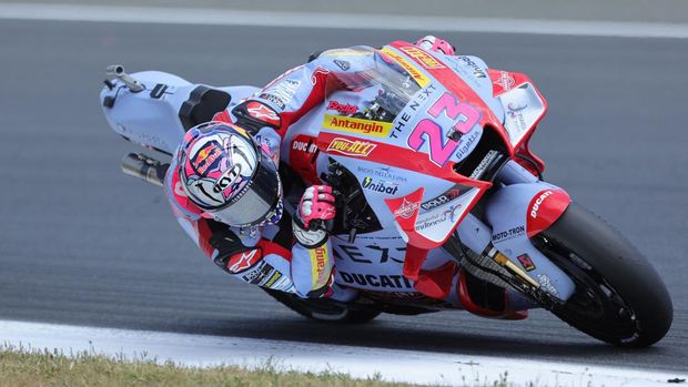 MotoGP - French Grand Prix - Circuit Bugatti, Le Mans, France - May 15, 2022 Gresini Racing MotoGP's Enea Bastianini during the MotoGP race REUTERS/Pascal Rossignol