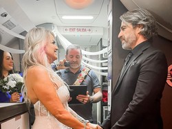 Mau Nikah Eh Penerbangan Dibatalkan, Akhirnya Diresmikan di Pesawat