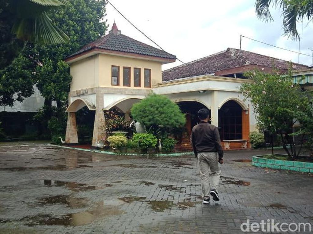 Pembunuh Perempuan di Hotel Kediri Tertangkap Pembunuh Perempuan di Hotel Kediri Tertangkap