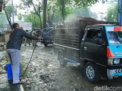 Lalu Lintas Hewan di Pasar Ngawi Diperketat Cegah PMK