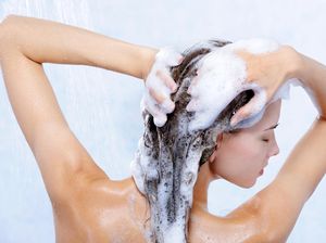 Deretan Rekomendasi Sampo Wangi Tahan Lama, Bisa Semerbak Seharian!