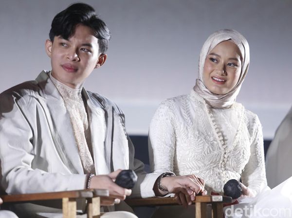 Kisah Rey Mbayang dan Dinda Hauw Bermula dari Cinta Subuh
