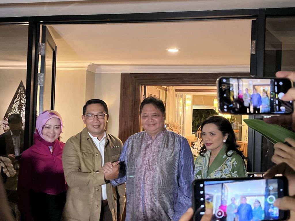 Sambangi Airlangga, Ridwan Kamil Ditanya soal Partai: Semua Memungkinkan