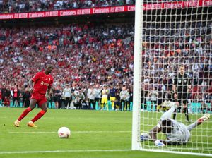 Klopp Bela Sadio Mane yang Gagal Eksekusi Penalti Klopp Bela Sadio Mane yang Gagal Eksekusi Penalti