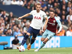 Drama Penalti di Akhir Babak Pertama, Spurs Ungguli Burnley 1-0