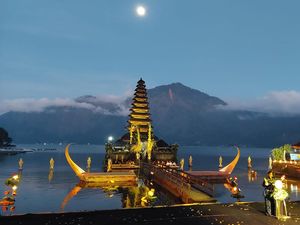 Uniknya Bali Melestarikan Alam Berbasis Kearifan Lokal Uniknya Bali Melestarikan Alam Berbasis Kearifan Lokal