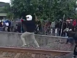 Polisi Sebut Viral Saling Lempar Batu di Kota Madiun Massa PSHT dan PSHW