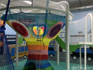 The Parlor Hills: Paduan Ciamik Pemandangan, Kuliner dan Wahana