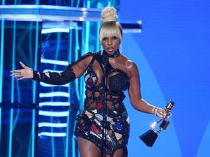 Saksikan Lagi Momen Kemenangan Musisi di Billboard Music Awards 2022 Malam Ini