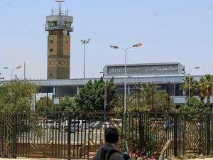 Pertama dalam 6 Tahun, Pesawat Komersial Mengudara dari Ibu Kota Yaman