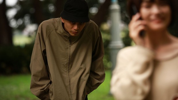 Ilustrasi Stalking/Foto: Canva/yamasan