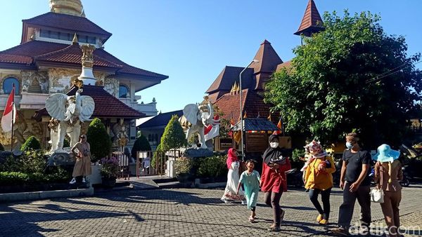 Ini Lho Puja Mandala, Kompleks Wisata Religi 5 Agama di Bali