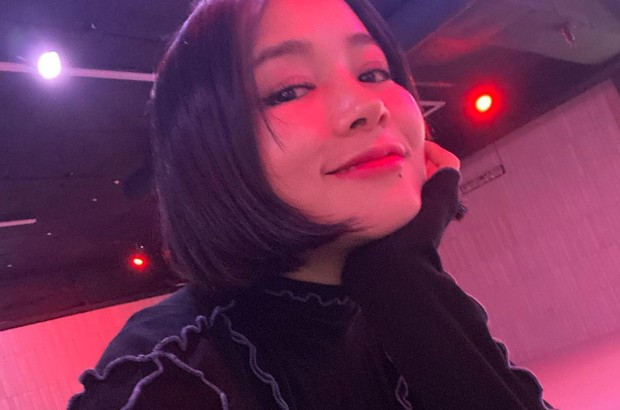 Koreografer Sunny C/instagram.com/switch_sunnyc Koreografer Sunny C merupakan bagian dari skeolah dance SWITCH dan sering membuatkan koreografi untuk girl group Red Velvet