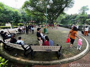 Libur Waisak, Ragunan Ramai Pengunjung