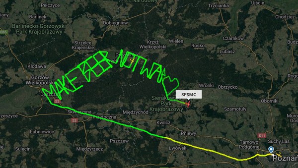 Pilot Polandia sentil Rusia Pilot Polandia sentil Rusia