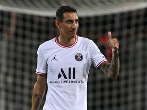 Di Maria Incaran Juventus Sudah 34 Tahun, Buffon: Saya 44 Tahun Masih Main