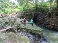 Snapshots: Pesona Batu Kapal Bantul, Lokasi Syuting KKN di Desa Penari