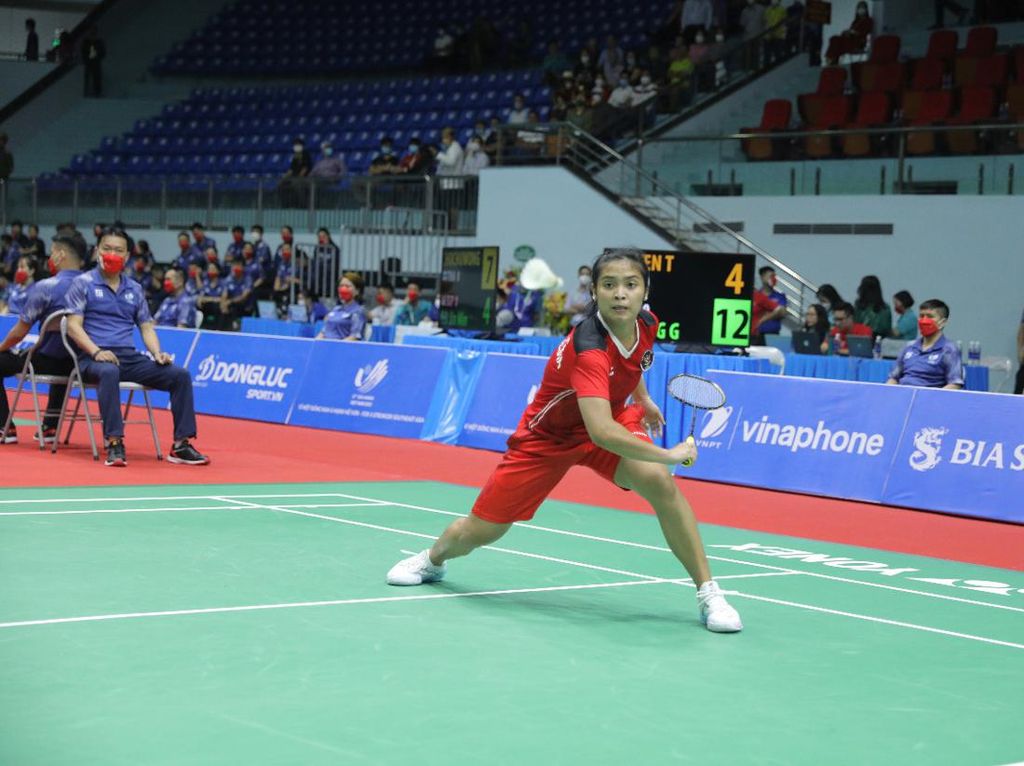 SEA Games 2021: Gregoria Mariska Menang dengan Terpincang-pincang SEA Games 2021: Gregoria Mariska Menang dengan Terpincang-pincang