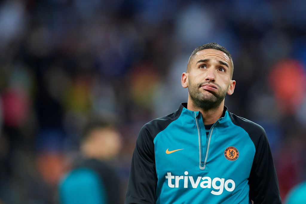 Hakim Ziyech of Chelsea during the warm-up before the UEFA Champions League Quarter Final Leg Two match between Real Madrid and Chelsea FC at Estadio Santiago Bernabeu on April 12, 2022 in Madrid, Spain. (Photo by Jose Breton/Pics Action/NurPhoto via Getty Images)