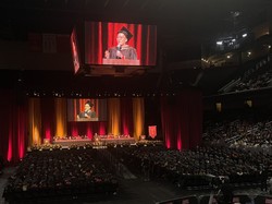 Masuk Alumni Terbaik, Bos Gojek Kevin Aluwi Diundang USC Marshall