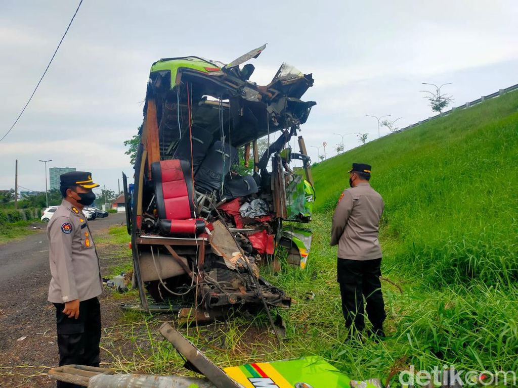 Soal Kecelakaan Bus Pariwisata, Ini Rekomendasi KNKT untuk Kemenhub Soal Kecelakaan Bus Pariwisata, Ini Rekomendasi KNKT untuk Kemenhub