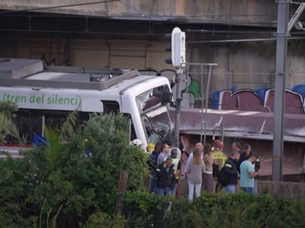 Kereta Vs Kereta di Spanyol: Satu Tewas, 85 Orang Terluka