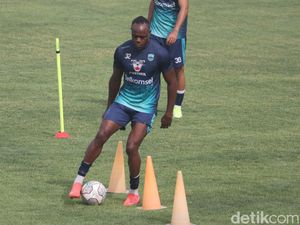 Keyakinan Victor Igbonefo Soal Performa Persib Musim Ini
