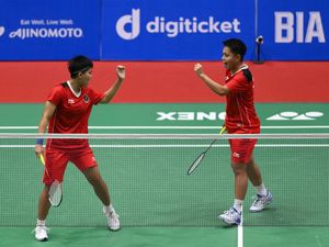 Momen Tim Puteri Bulutangkis Indonesia ke Final SEA Games Vietnam Momen Tim Puteri Bulutangkis Indonesia ke Final SEA Games Vietnam
