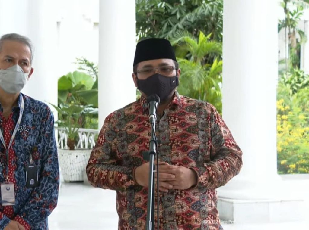 Di Istana, Menag Tegaskan Isu Dana Haji untuk Pembangunan IKN Hoax! Di Istana, Menag Tegaskan Isu Dana Haji untuk Pembangunan IKN Hoax!