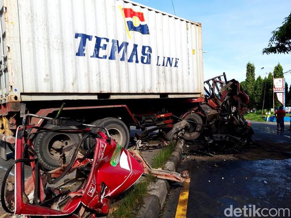 Ngeri! Truk Ini Ringsek Imbas Kecelakaan Maut di Boyolali