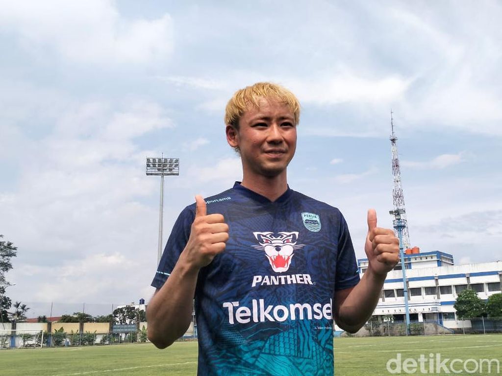 Ryohei Miyazaki Tahu Nama Besar Persib dari Pemain Persija Ryohei Miyazaki Tahu Nama Besar Persib dari Pemain Persija