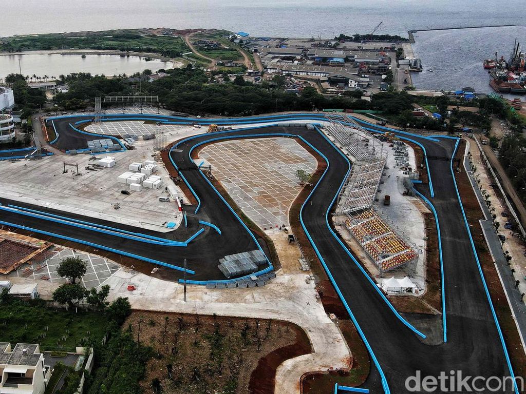 Pengelola Akui Pembangunan Sirkuit Formula E Jakarta Tercepat di Dunia