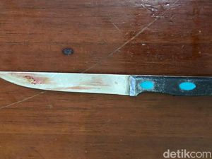Penampakan Pisau untuk Tikam Polisi di Pekanbaru Penampakan Pisau untuk Tikam Polisi di Pekanbaru