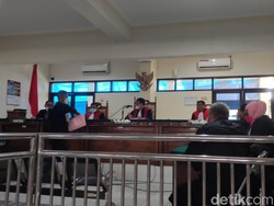5 Terdakwa Menangis Usai Dituntut 9 Tahun Bui di Kasus Tewasnya Taruna PIP