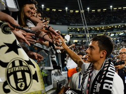 Keduanya tampil sebagai starter di laga ini. Cheillini tampak tenang menghadapi laga terakhirnya di Allianz Stadium, sedangkan Dybala begitu emosional seusai laga.  