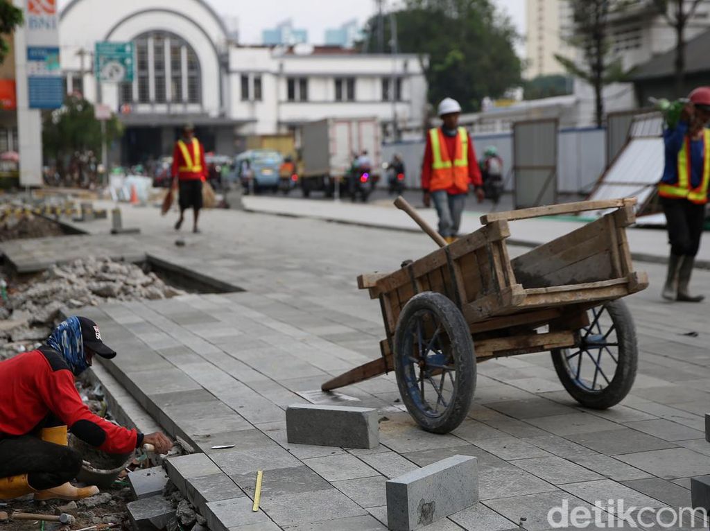 Terkini, Progres Revitalisasi Trotoar di Kota Tua Terkini, Progres Revitalisasi Trotoar di Kota Tua