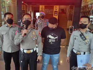 Terungkap Alasan Pengemudi Brio Pakai Strobo saat Macet di Malang Terungkap Alasan Pengemudi Brio Pakai Strobo saat Macet di Malang