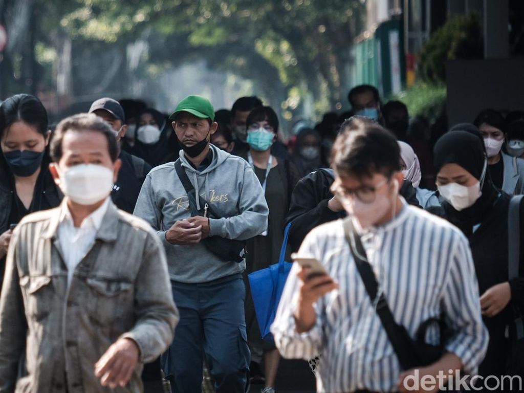 Yuk Bisa Yuk! Usai Longgarkan Aturan Masker, Pemerintah Bakal Segera Cabut PPKM Yuk Bisa Yuk! Usai Longgarkan Aturan Masker, Pemerintah Bakal Segera Cabut PPKM