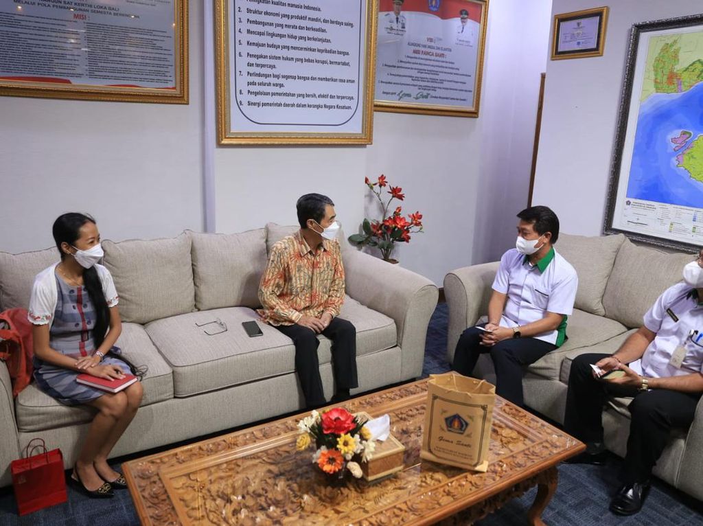 Minati Wisata Klungkung, Konsulat Korea Temui Bupati Suwirta Minati Wisata Klungkung, Konsulat Korea Temui Bupati Suwirta