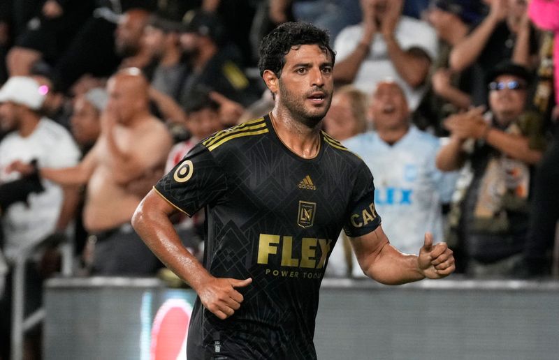 Los Angeles, CA - May 07:  Carlos Vela #10 of Los Angeles FC against the Philadelphia Union in the Second half of a Major League Soccer match at Banc of California Stadium in Los Angeles on Saturday, May 7, 2022. (Photo by Keith Birmingham/MediaNews Group/Pasadena Star-News via Getty Images)