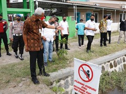 Ganjar Beri Bantuan Rp 28 Miliar untuk Bangun Talud di Sukoharjo