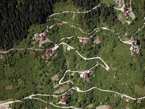 Ini Jalanan Paling Ekstrem di Wilayah Laut Hitam Turki