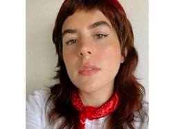 Kehidupan Sederhana Putri Tom Cruise Setelah Menolak Tinggal di Rumah Mewah