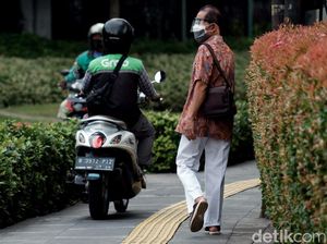 Trotoar Metropole Jakpus Akan Dipasangi Portal S agar Tak Diterabas Pemotor Trotoar Metropole Jakpus Akan Dipasangi Portal S agar Tak Diterabas Pemotor