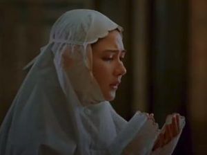 Tanggapan Sang Ibu saat Jessica Mila Viral Belajar Salat Tanggapan Sang Ibu saat Jessica Mila Viral Belajar Salat